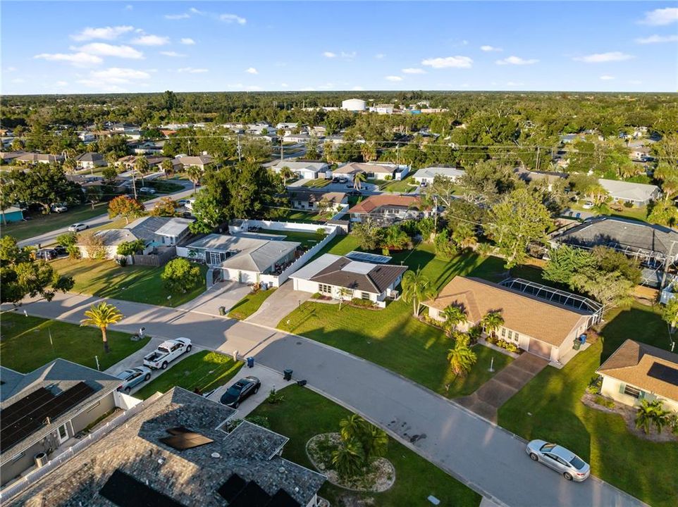 For Sale: $269,000 (2 beds, 2 baths, 1088 Square Feet)