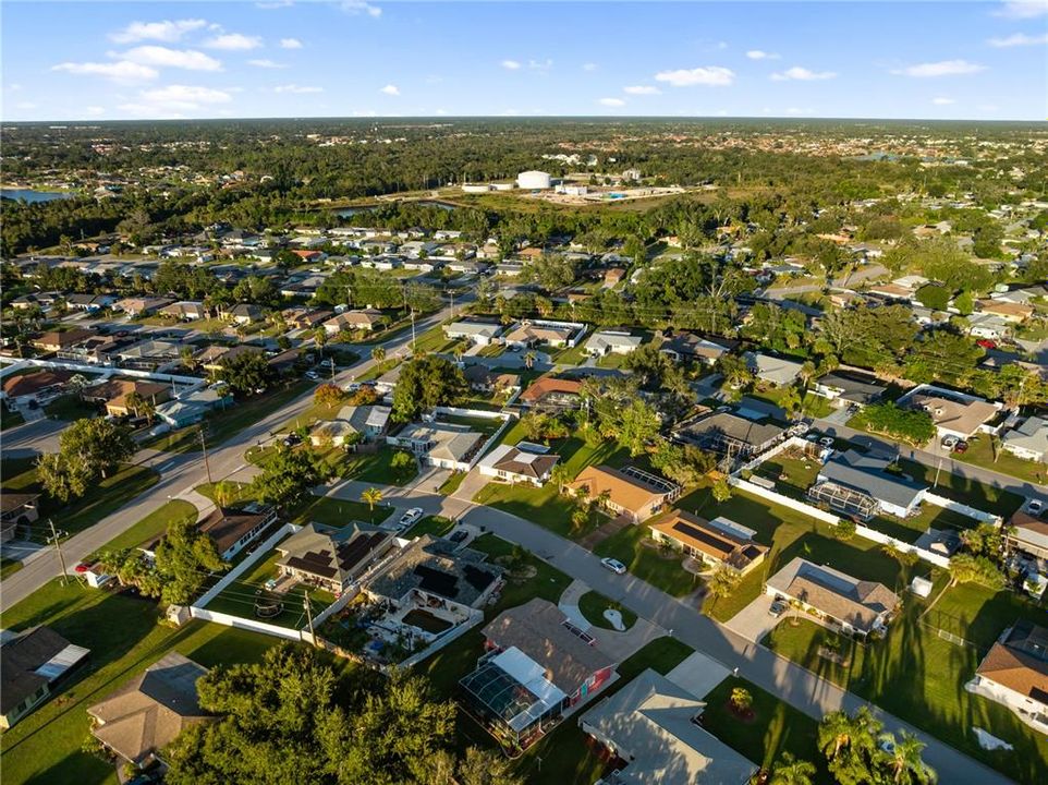 For Sale: $269,000 (2 beds, 2 baths, 1088 Square Feet)