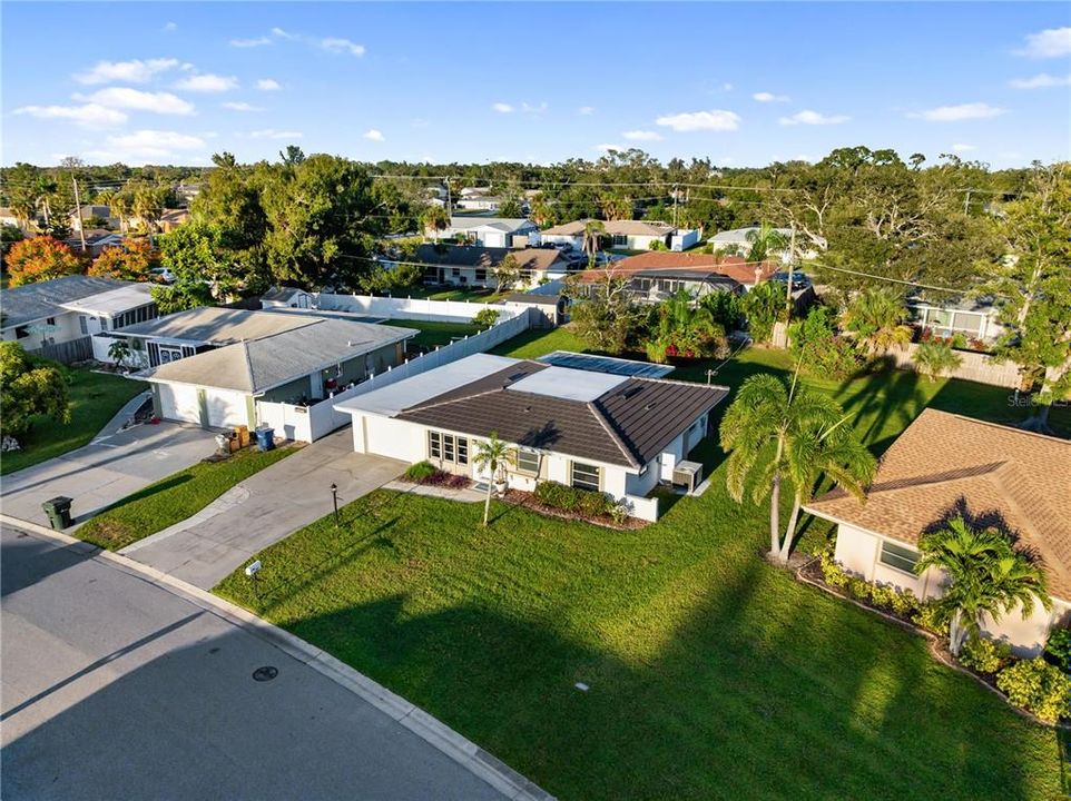 For Sale: $269,000 (2 beds, 2 baths, 1088 Square Feet)