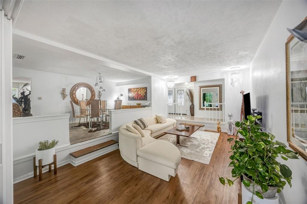 待售: $825,000 (3 贝兹, 3 浴室, 3249 平方英尺)