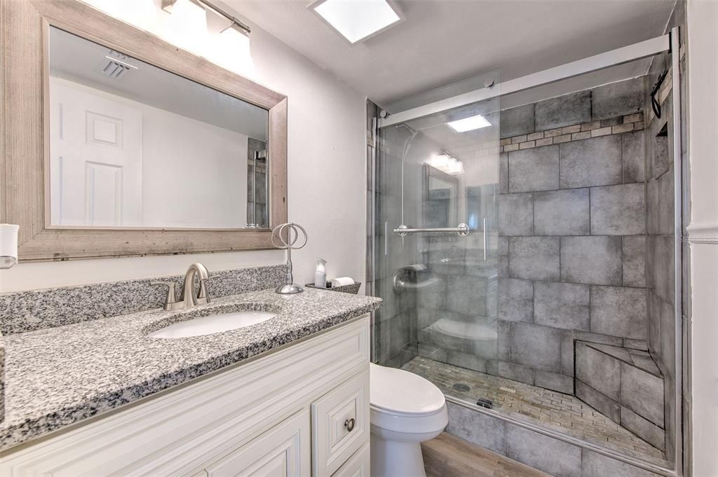 Active With Contract: $284,999 (3 beds, 2 baths, 1329 Square Feet)