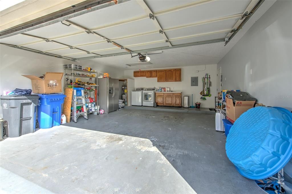 Active With Contract: $284,999 (3 beds, 2 baths, 1329 Square Feet)