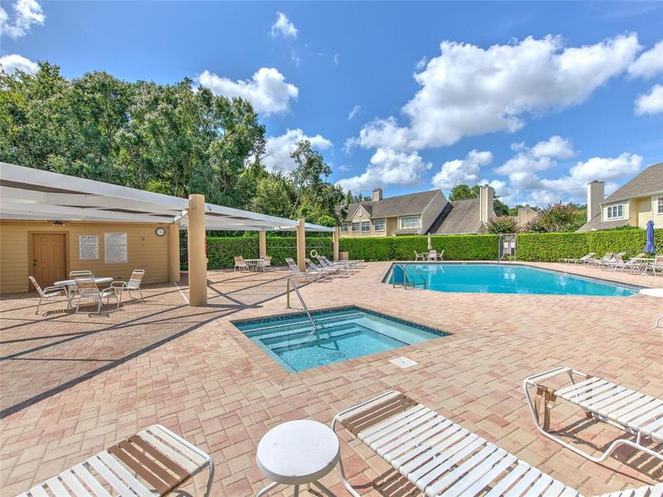 Active With Contract: $284,999 (3 beds, 2 baths, 1329 Square Feet)