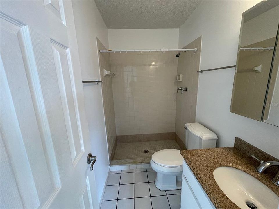 For Sale: $139,000 (2 beds, 2 baths, 896 Square Feet)
