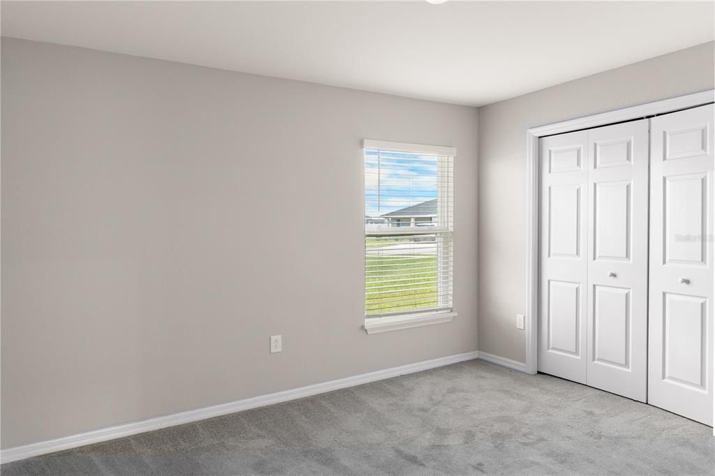 出租: $2,100 (4 贝兹, 2 浴室, 1605 平方英尺)