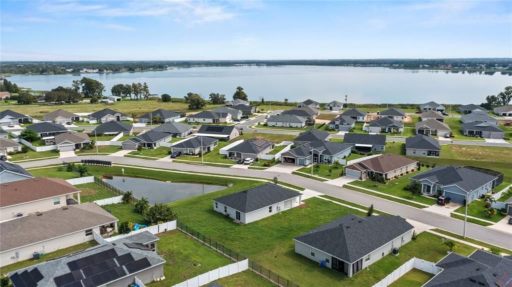 出租: $2,100 (4 贝兹, 2 浴室, 1605 平方英尺)