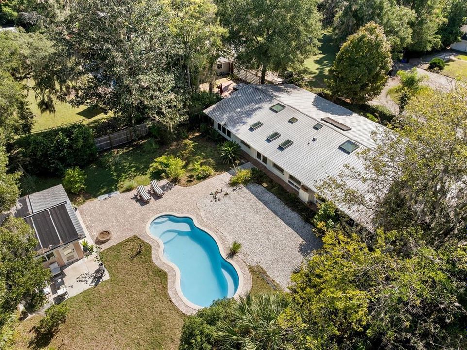 Active With Contract: $700,000 (4 beds, 2 baths, 3509 Square Feet)