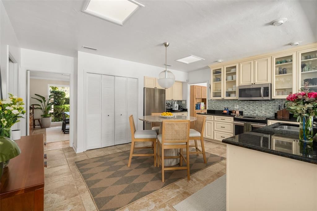 Active With Contract: $700,000 (4 beds, 2 baths, 3509 Square Feet)