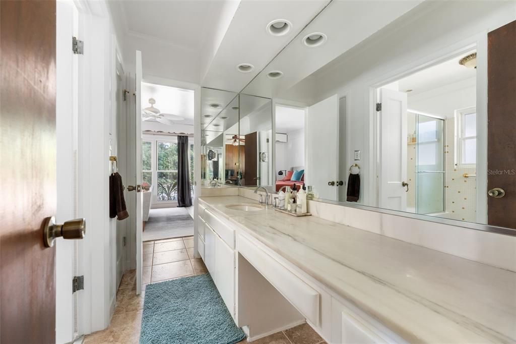 Active With Contract: $700,000 (4 beds, 2 baths, 3509 Square Feet)