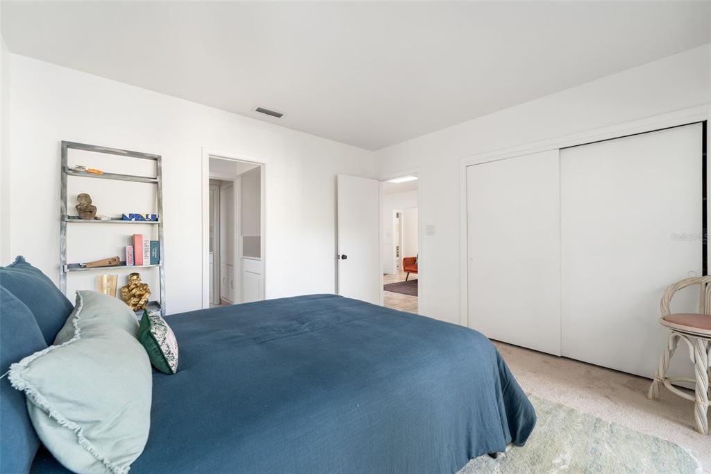Active With Contract: $700,000 (4 beds, 2 baths, 3509 Square Feet)