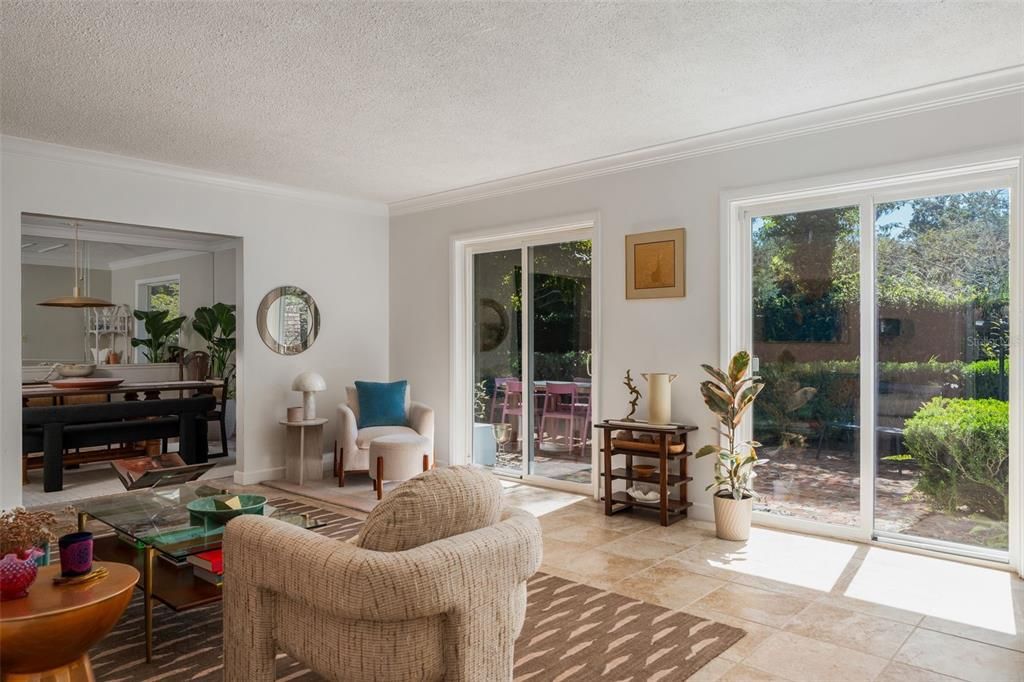 Active With Contract: $700,000 (4 beds, 2 baths, 3509 Square Feet)