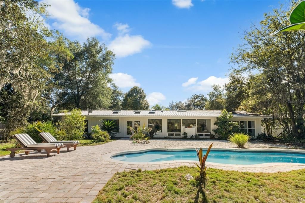 Active With Contract: $700,000 (4 beds, 2 baths, 3509 Square Feet)