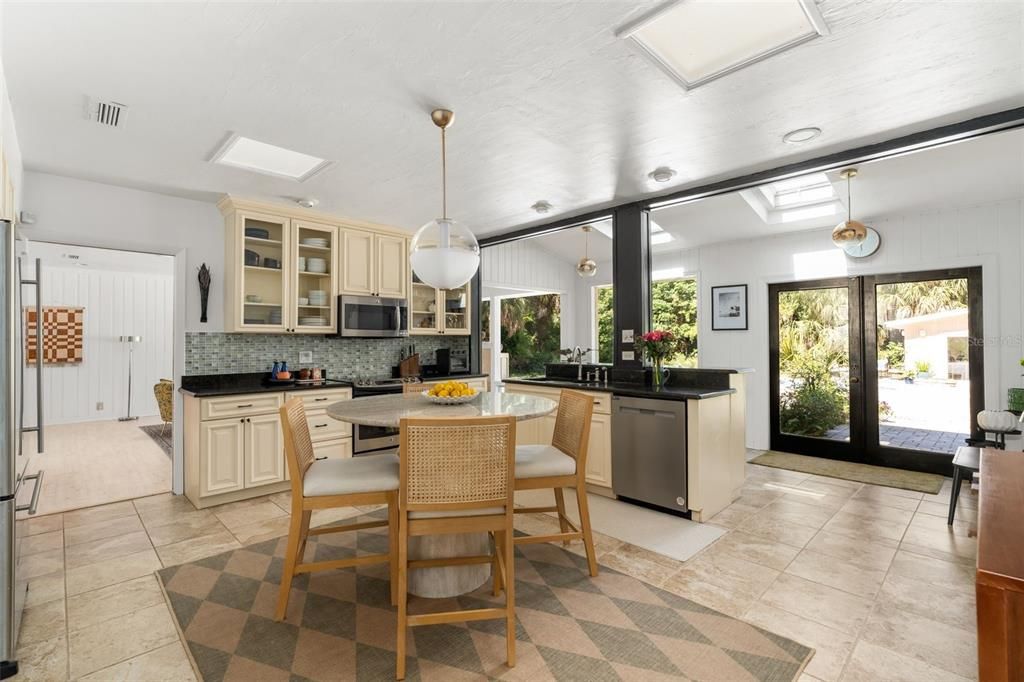 Active With Contract: $700,000 (4 beds, 2 baths, 3509 Square Feet)