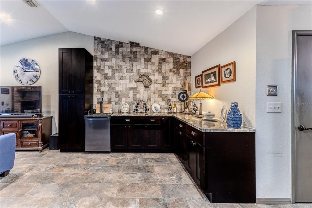 For Sale: $474,000 (3 beds, 2 baths, 1838 Square Feet)