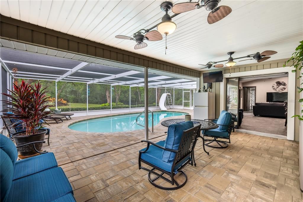 For Sale: $474,000 (3 beds, 2 baths, 1838 Square Feet)