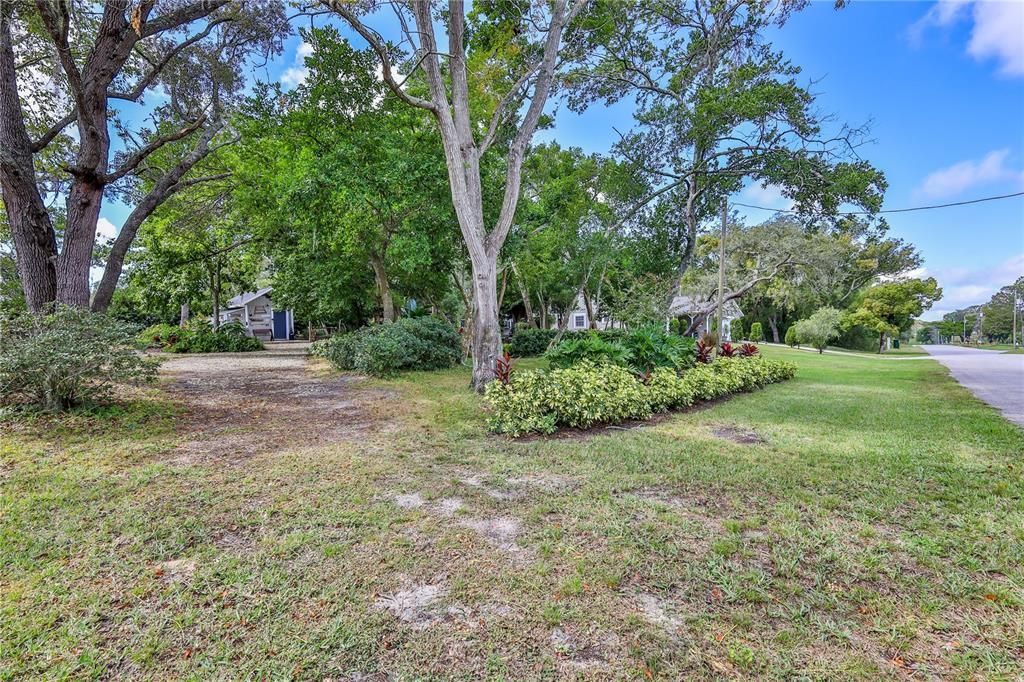 For Sale: $474,000 (3 beds, 2 baths, 1838 Square Feet)