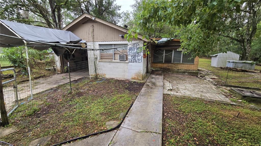 For Sale: $189,900 (2 beds, 2 baths, 1125 Square Feet)