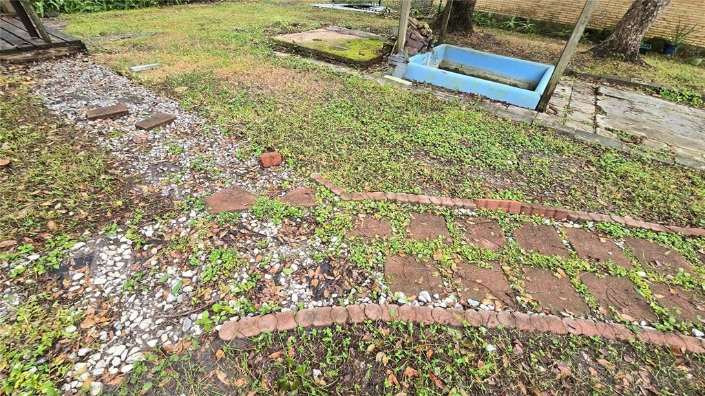 For Sale: $189,900 (2 beds, 2 baths, 1125 Square Feet)