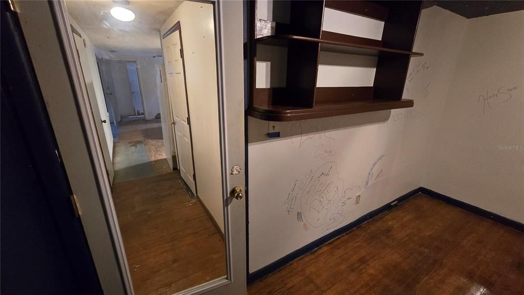 For Sale: $189,900 (2 beds, 2 baths, 1125 Square Feet)