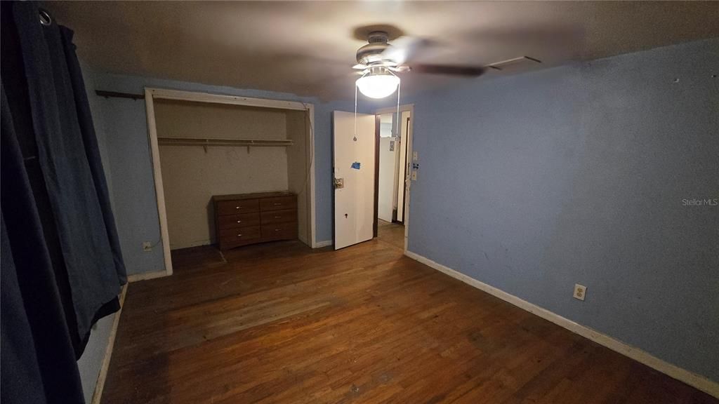 For Sale: $189,900 (2 beds, 2 baths, 1125 Square Feet)