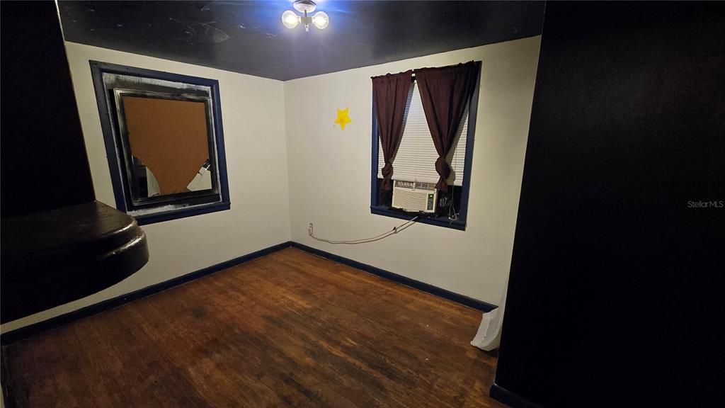 For Sale: $189,900 (2 beds, 2 baths, 1125 Square Feet)