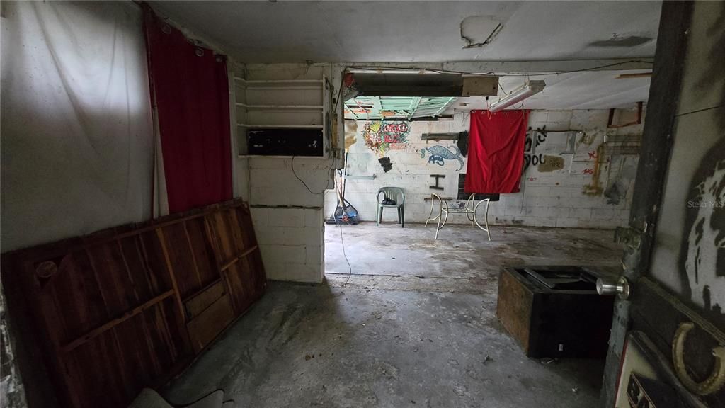 For Sale: $189,900 (2 beds, 2 baths, 1125 Square Feet)