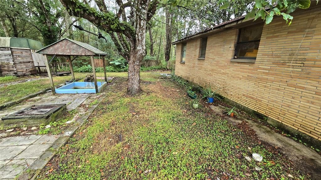 For Sale: $189,900 (2 beds, 2 baths, 1125 Square Feet)