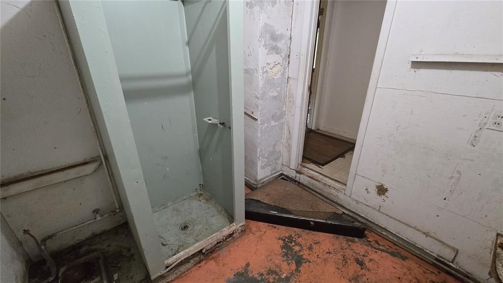 For Sale: $189,900 (2 beds, 2 baths, 1125 Square Feet)