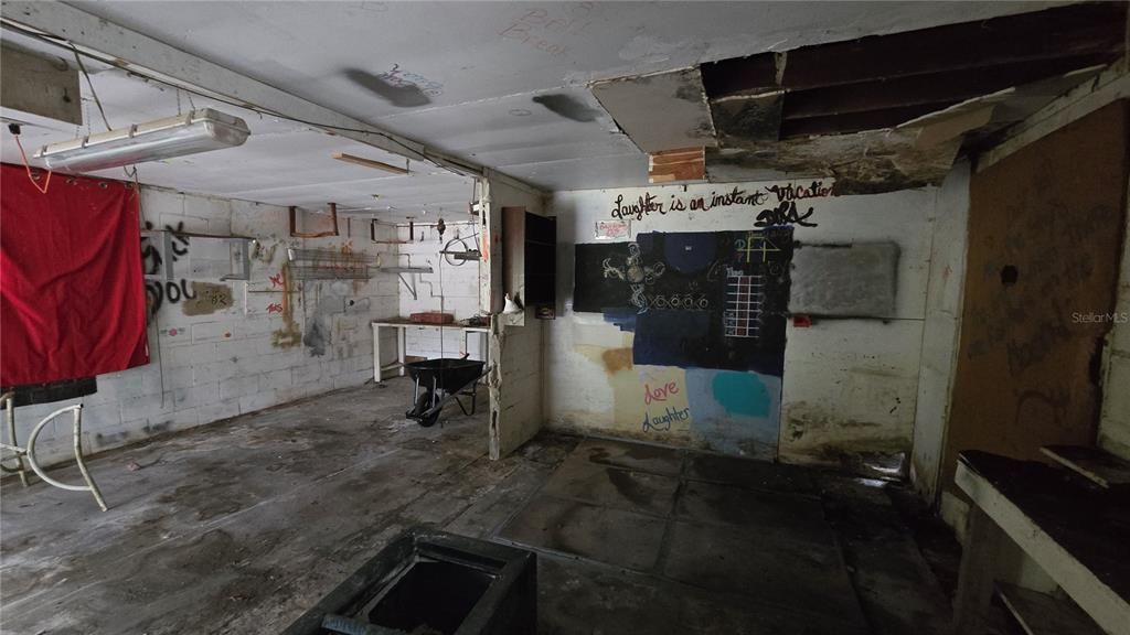 For Sale: $189,900 (2 beds, 2 baths, 1125 Square Feet)