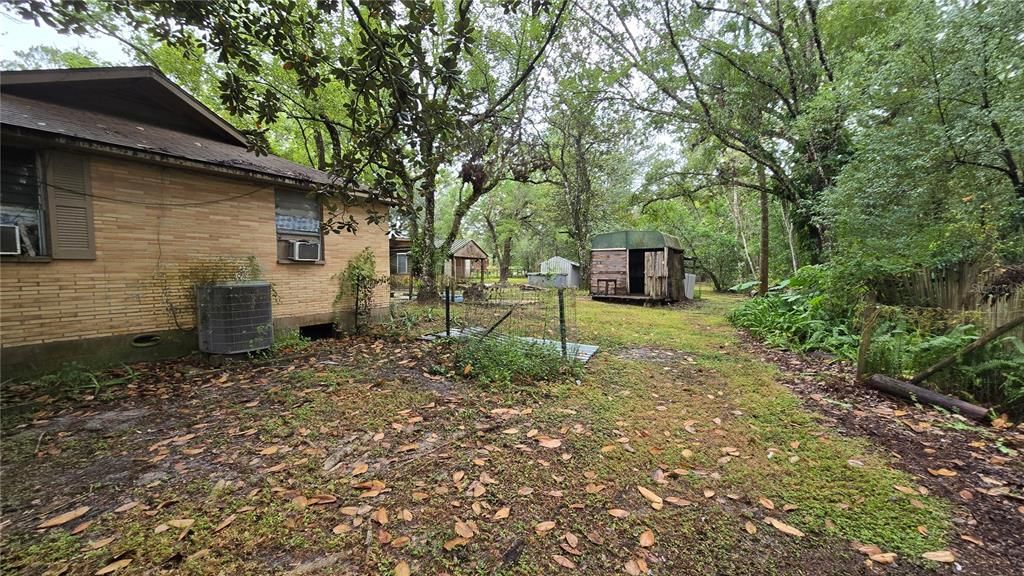 For Sale: $189,900 (2 beds, 2 baths, 1125 Square Feet)