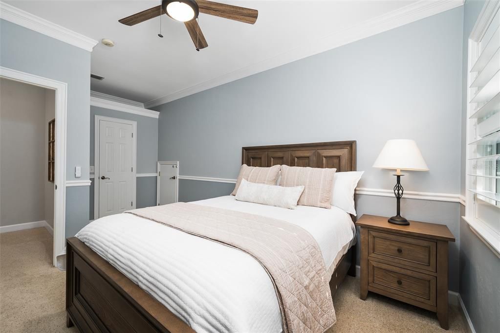 For Sale: $795,000 (5 beds, 2 baths, 3216 Square Feet)