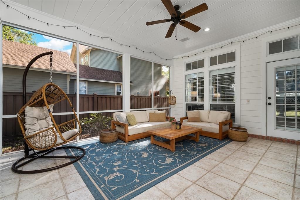 For Sale: $795,000 (5 beds, 2 baths, 3216 Square Feet)