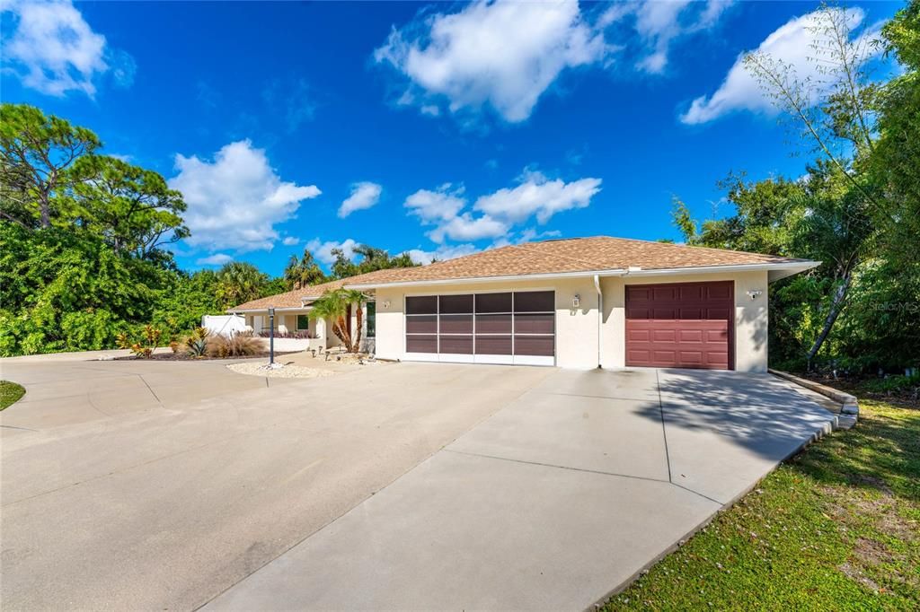 For Sale: $599,001 (2 beds, 2 baths, 1637 Square Feet)