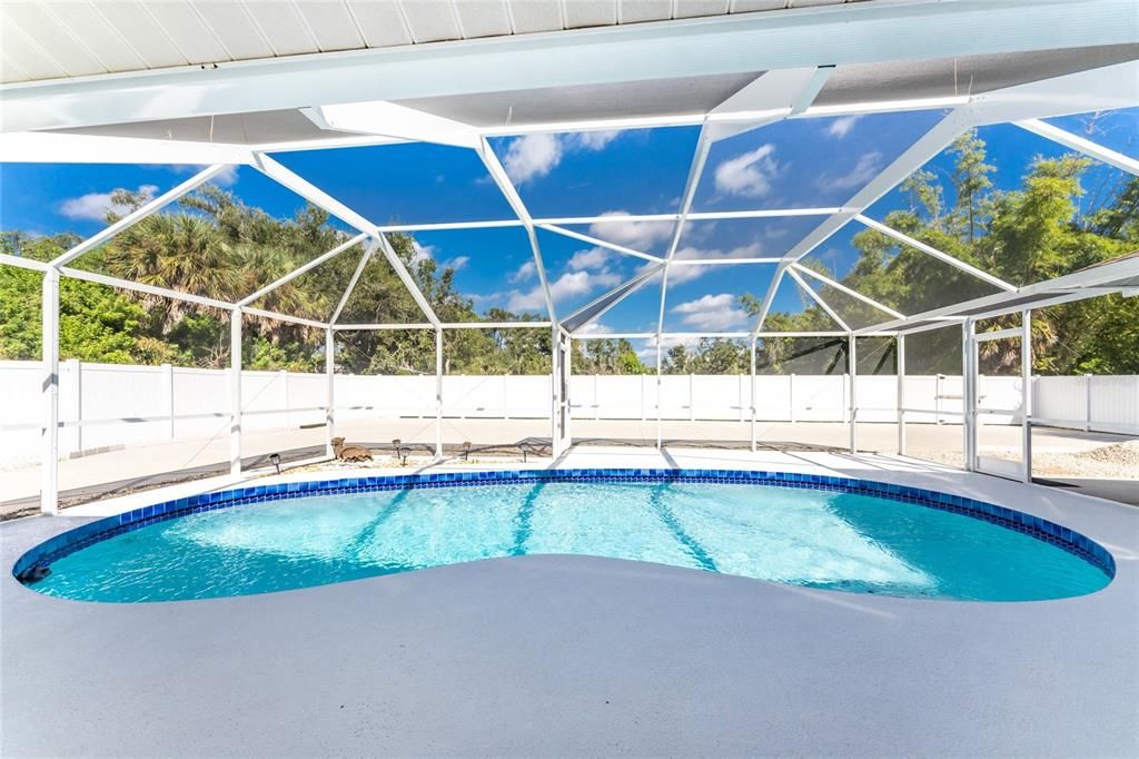 For Sale: $599,001 (2 beds, 2 baths, 1637 Square Feet)