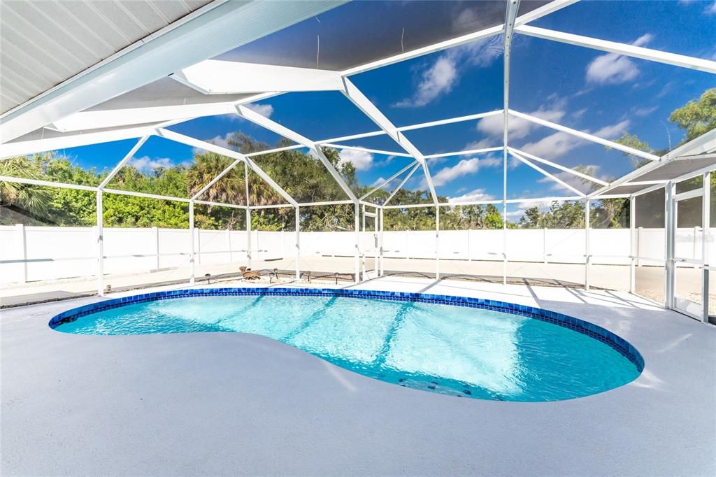 For Sale: $599,001 (2 beds, 2 baths, 1637 Square Feet)