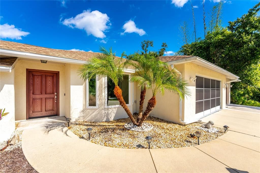 For Sale: $599,001 (2 beds, 2 baths, 1637 Square Feet)