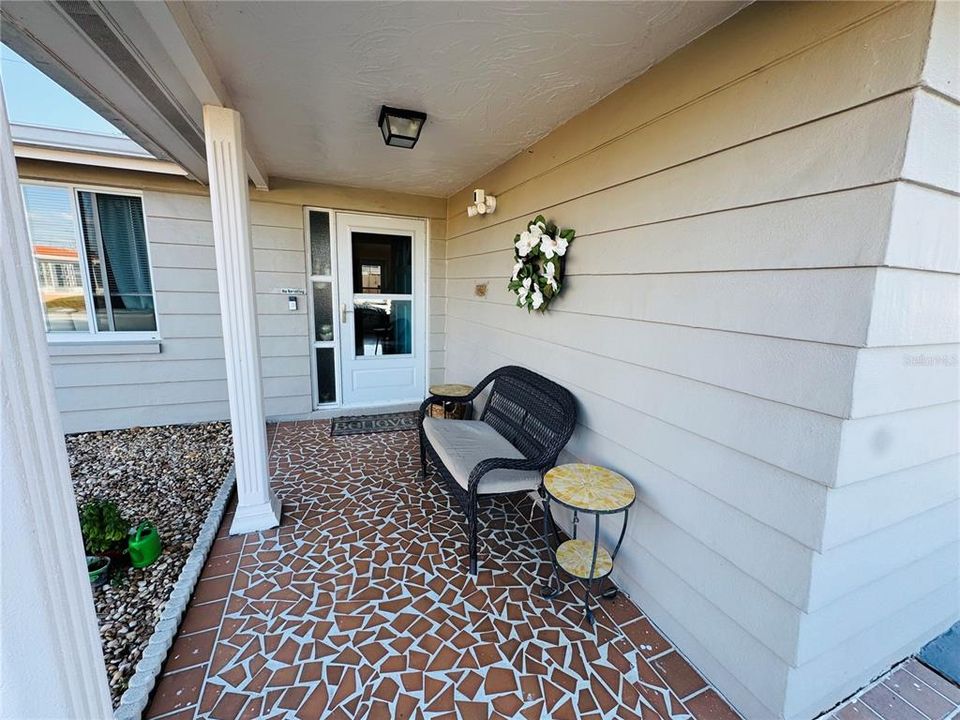 For Sale: $259,999 (3 beds, 1 baths, 1276 Square Feet)