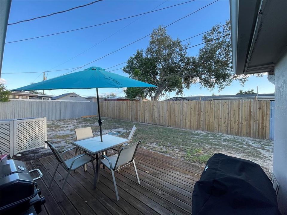 For Sale: $259,999 (3 beds, 1 baths, 1276 Square Feet)