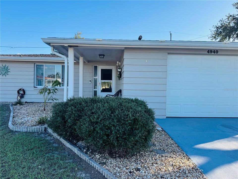 For Sale: $259,999 (3 beds, 1 baths, 1276 Square Feet)