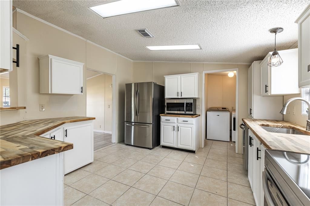 На продажу: $199,000 (3 спален, 2 ванн, 1620 Квадратных фут)