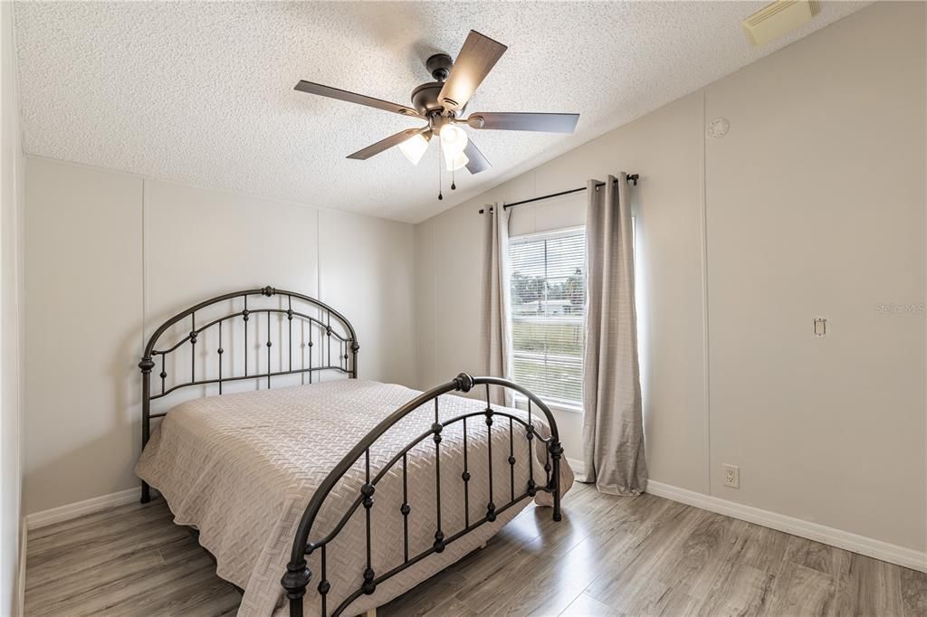 На продажу: $199,000 (3 спален, 2 ванн, 1620 Квадратных фут)