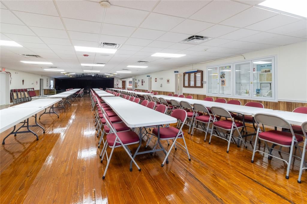 待售: $399,999 (2 贝兹, 2 浴室, 1339 平方英尺)