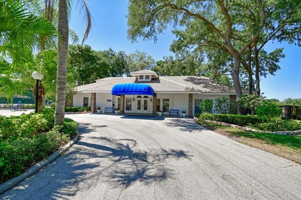 Active With Contract: $315,000 (2 beds, 2 baths, 1531 Square Feet)