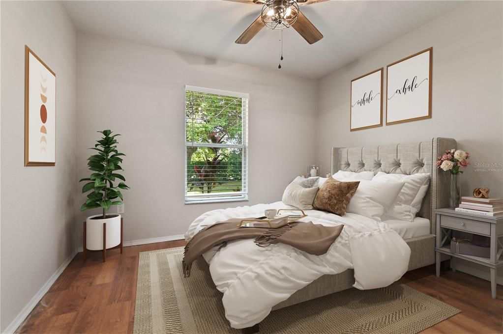 合同活跃: $275,000 (3 贝兹, 2 浴室, 1367 平方英尺)