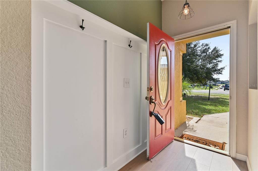 合同活跃: $275,000 (3 贝兹, 2 浴室, 1367 平方英尺)