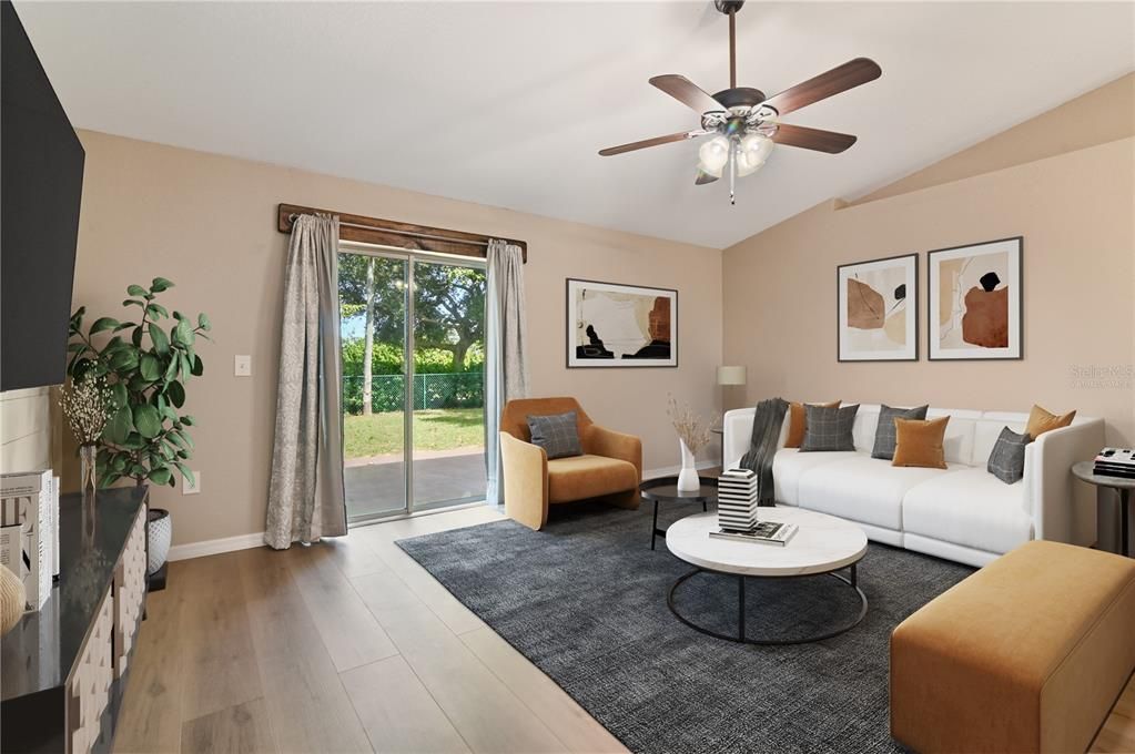 合同活跃: $275,000 (3 贝兹, 2 浴室, 1367 平方英尺)