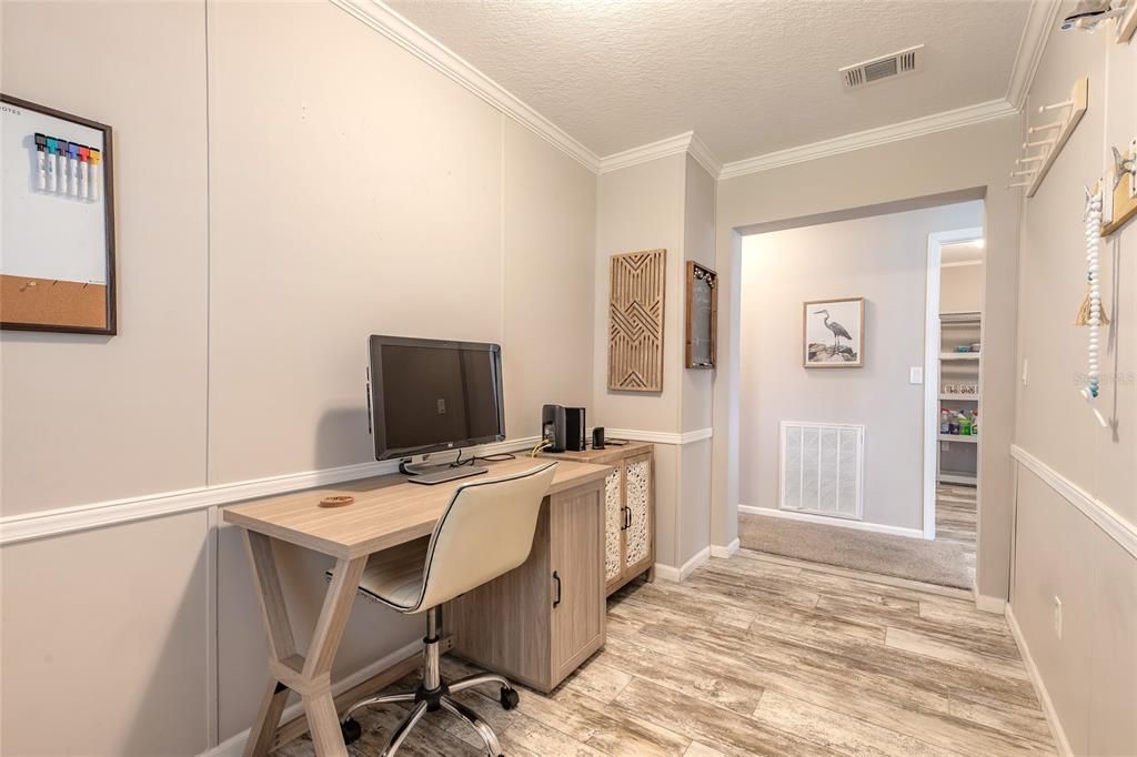 待售: $275,000 (2 贝兹, 2 浴室, 1442 平方英尺)