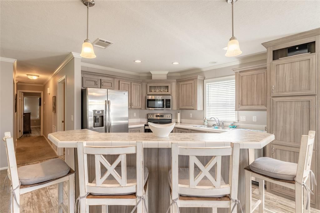 待售: $275,000 (2 贝兹, 2 浴室, 1442 平方英尺)