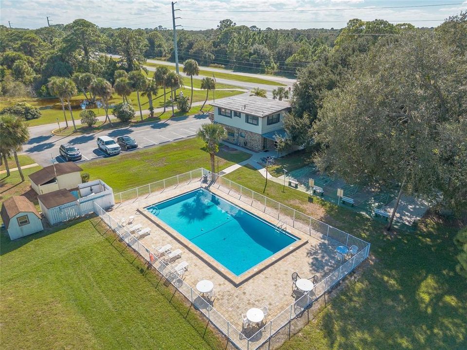 待售: $275,000 (2 贝兹, 2 浴室, 1442 平方英尺)