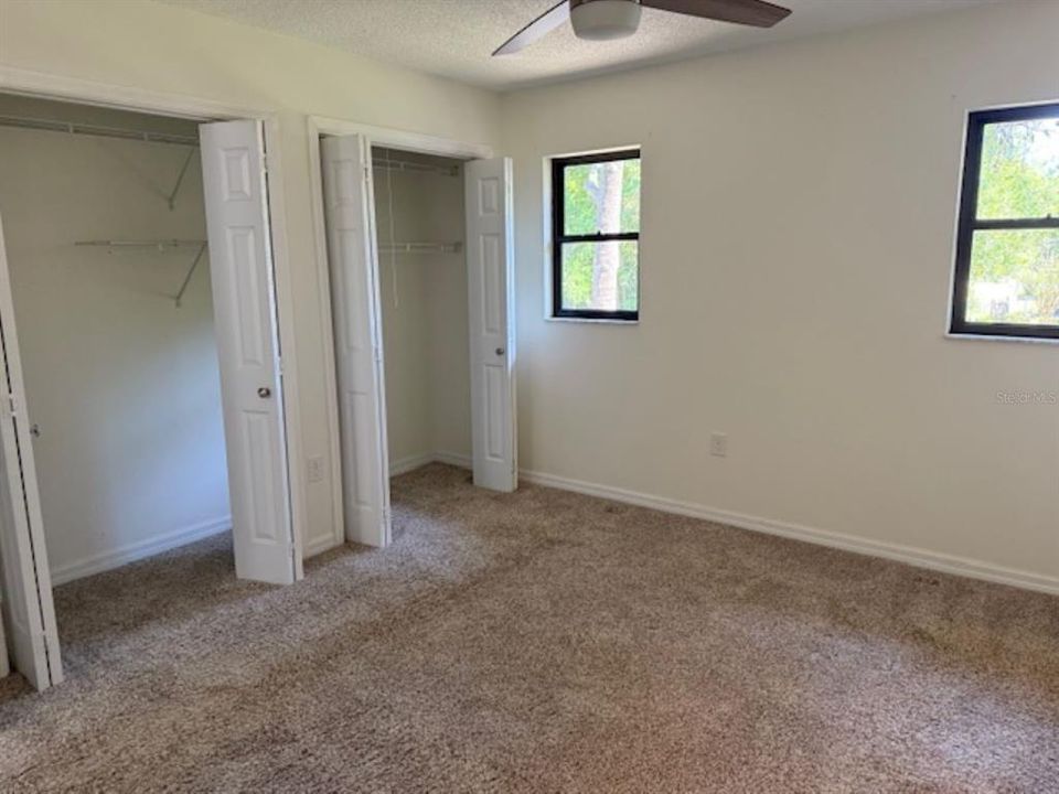 For Sale: $145,000 (2 beds, 1 baths, 1053 Square Feet)